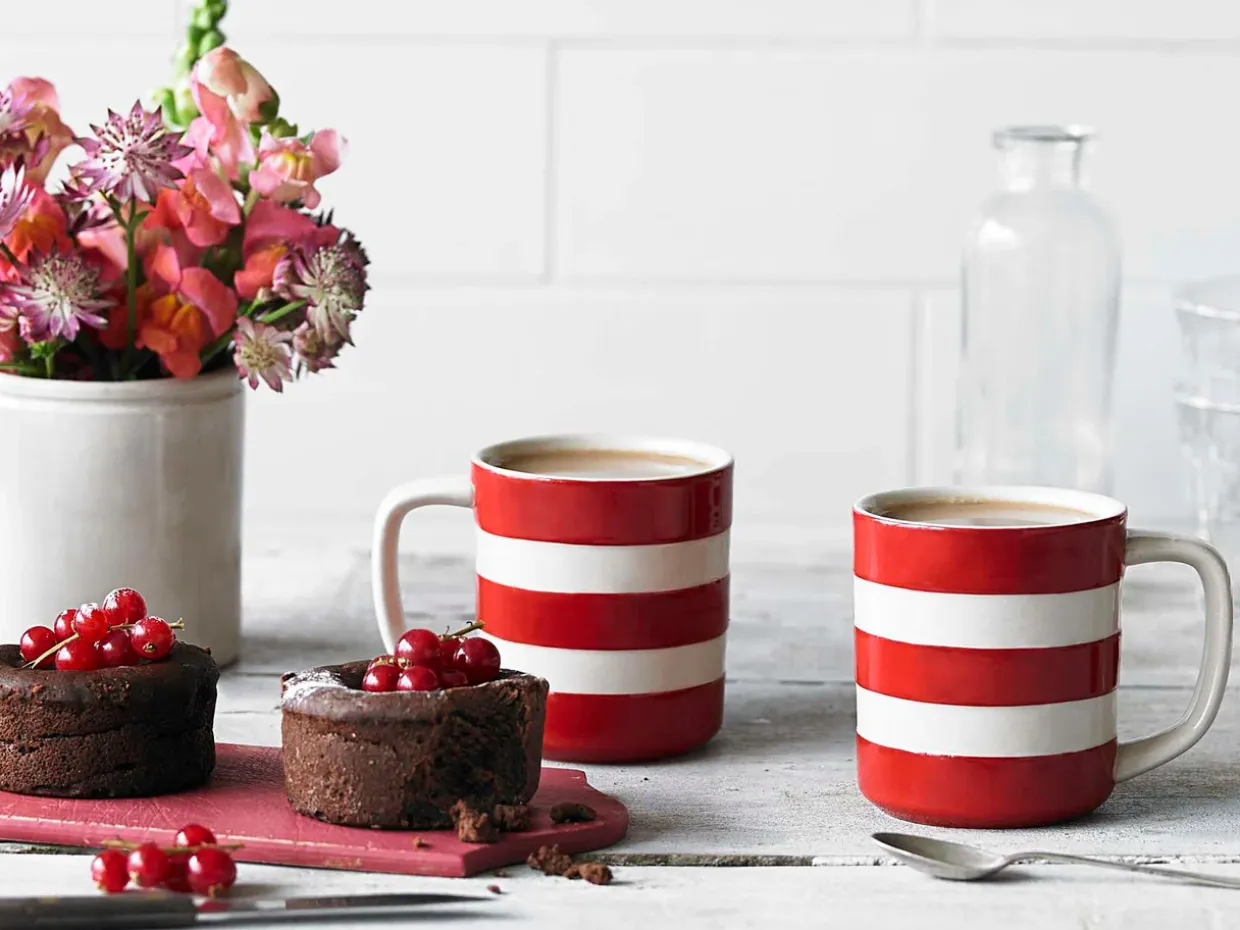 Cornishware 10 Oz Mug