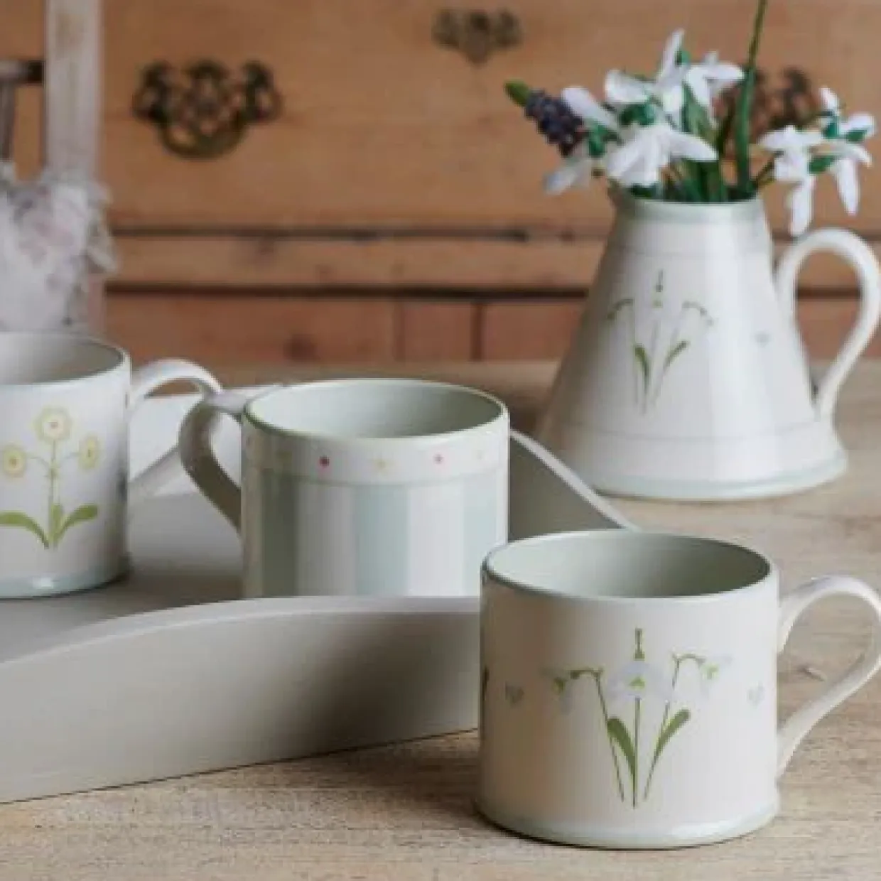 Snowdrop Straight Mug